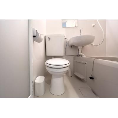 最寄り駅から徒歩6分/嬉しい家具・家電付き/エレガントハウス 103の物件写真5