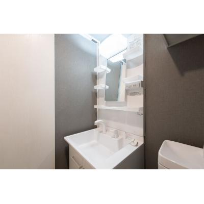 駅徒歩3分/スーパー徒歩1分/周辺に飲食店多数/uGard下丸子 101の物件写真5