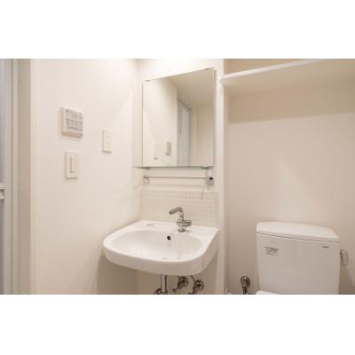 東新宿駅から徒歩6分/新宿駅近くの綺麗なお部屋/メゾネットタイプ/ルクレ東新宿 105の物件写真5