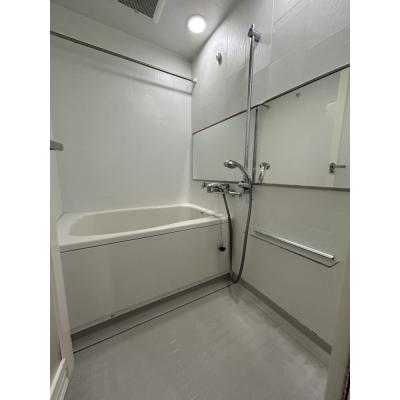 【東三国駅　徒歩1分】デュオン新大阪レジデンス⑧【広々30㎡・ネット使い放題・２口ガスコンロ・温水暖房便座・】の物件写真3