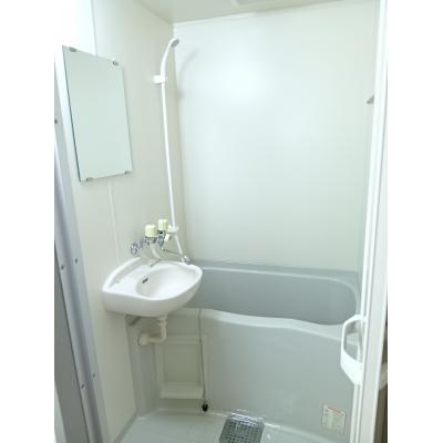 KIT【駐車場有♪】防犯カメラ付☆バストイレ別☆宅配BOXの物件写真4