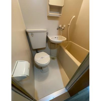 Oneupマンスリー鴻巣【駅周辺商業施設多数有り・飲食店・映画館など・大宮駅、浦和駅、池袋駅へアクセス良好・南東で陽当り良好☆新規オープン予定】の物件写真4