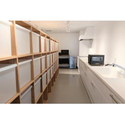 《東京・新宿へも直通！》24Hモニター付きラウンジ｜一棟フルリノベ｜旅するように暮らす「西船橋」マンスリー🧳の物件写真3