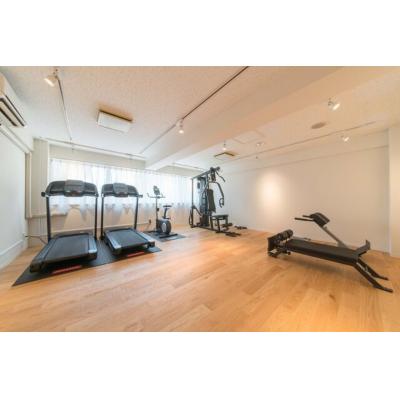 《東京・新宿へも直通！》24Hモニター付きラウンジ｜一棟フルリノベ｜旅するように暮らす「西船橋」マンスリー🧳の物件写真6