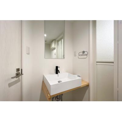 サンシャイン池袋も徒歩圏内/広々メゾネットタイプ/家具・家電完備/ラルーナ東池袋 201の物件写真5