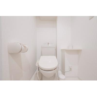 東新宿駅から徒歩4分/家具・家電付/最大3名/プラーズタワー東新宿 903の物件写真6