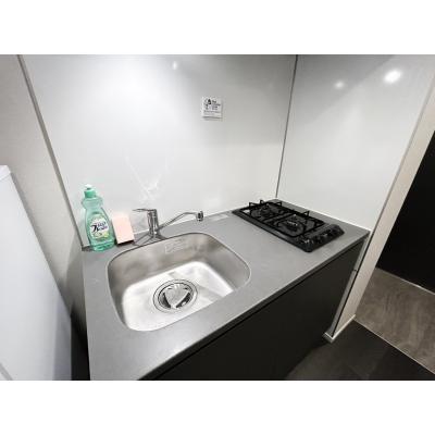 中野駅から徒歩10分/新宿駅まで電車5分/2024年築/家具家電付き/PREAS中野新井 402の物件写真3