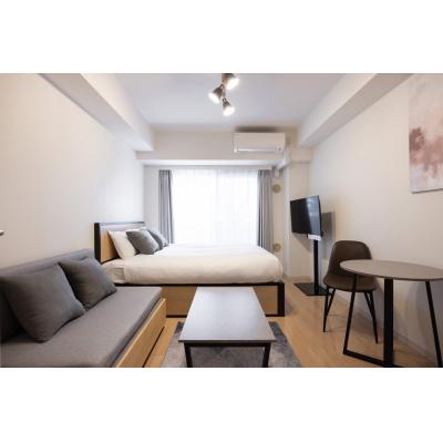 最寄駅まで徒歩5分/新宿まで2駅/家具家電付き/レジディア中落合B 106の物件写真1