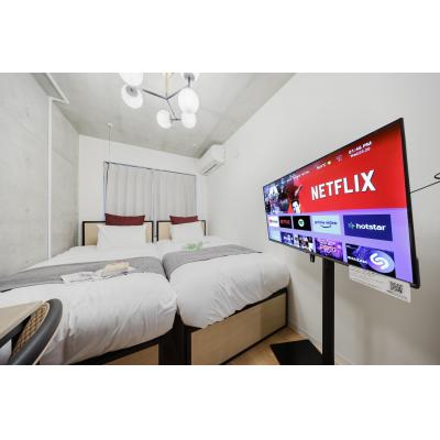 最寄駅から徒歩8分/2駅2路線が利用可能！/家具家電充実/Wi-Fi完備/MAT ARAIYAKUSHI WEST 203の物件写真2