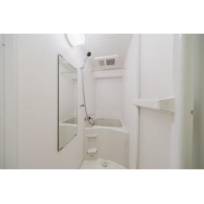 最寄駅から徒歩8分/2駅2路線が利用可能！/家具家電充実/Wi-Fi完備/MAT ARAIYAKUSHI WEST 203の物件写真4