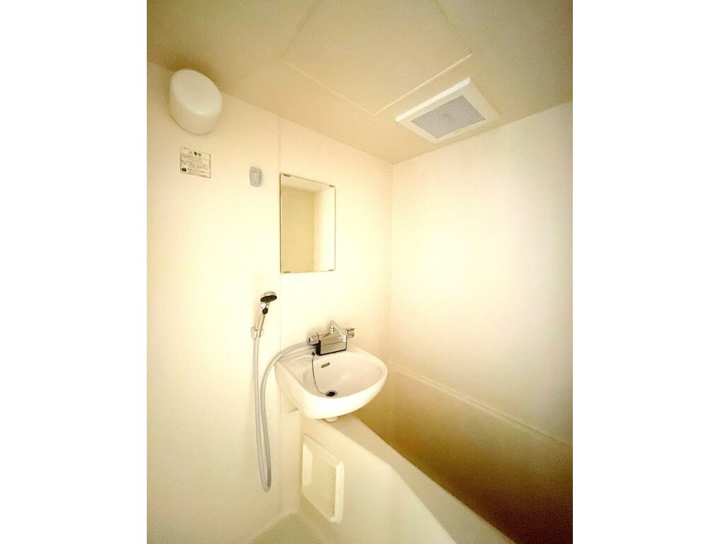 グッドステイ秋葉原駅前EASTロック■『禁煙ルーム・駅2分・複数入居不可・浴室乾燥付』【ベーシック】の物件写真4