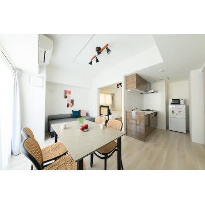 西11丁目から徒歩5分/白を基調にしたナチュラルで落ち着きのある空間/広々1LDK/家具・家電完備/ S-RESIDENCE 大通公園 admirio 601の物件写真1