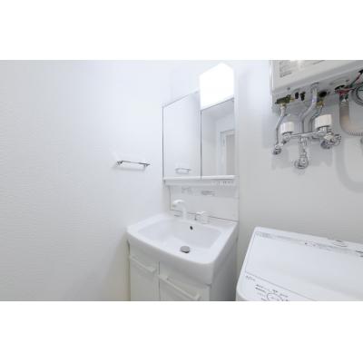 西11丁目から徒歩5分/白を基調にしたナチュラルで落ち着きのある空間/広々1LDK/家具・家電完備/ S-RESIDENCE 大通公園 admirio 601の物件写真5