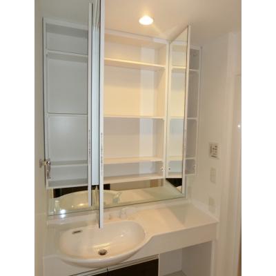 D-ROOMマンスリー【YamazakiSekiyuBLD】インターネット使い放題！の物件写真4