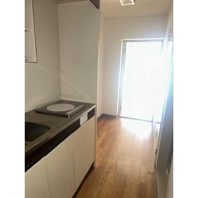 ✨酒折駅3分🚃家具家電付🏡駐車場応相談✨407号室　TM198の物件写真3