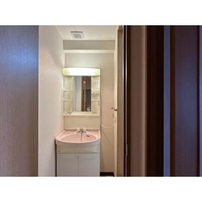 駅近！近江八幡駅 徒歩6分🚉 家具家電付き✨いちばんちマンスリー近江八幡中村町の物件写真1