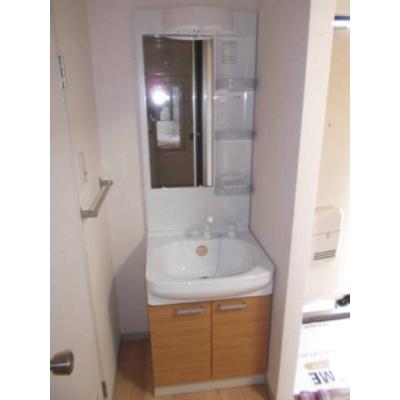 D-ROOMマンスリー【レヨネール・ＨＯＳＯＮＯ】温水洗浄暖房便座付き！電子タバコのみOK！の物件写真5