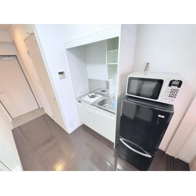 Sマンスリー松山市駅東（7-3）【ネット無料・築浅・オートロック・近隣コインパーキング多数】の物件写真3