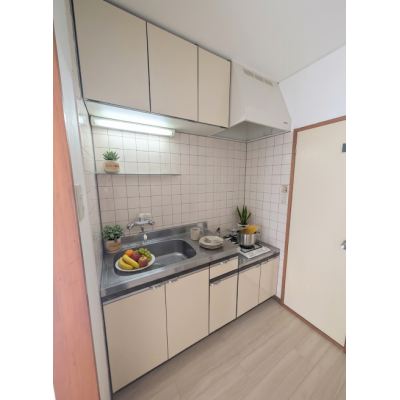 岩波駅徒歩9分＆駐車場1台付✨家具家電付の物件写真2