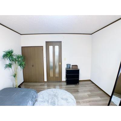 コスパだけじゃない“快適さ重視”マンスリータウン【📍 ドン・キホーテまで徒歩1分 🐧✨】【国道１７号へのアクセス良好🚙✨】【Wi-Fi無料📶ＭＴ問屋町西A208の物件写真2