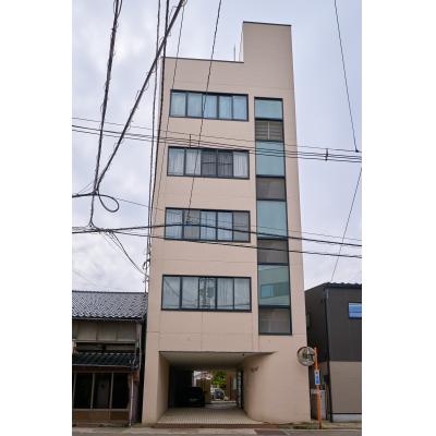 金沢駅徒歩圏！近江町市場すぐ！家具家電付！駐車場応相談🚙TM204　202号室の物件写真2