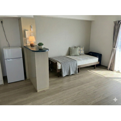 🌈新規OP賃料半額🌈【最上階角部屋/駐車場無料】日当たり良好な広々1R！スーパー徒歩5分🏪オートロック🔒【M082】の物件写真2