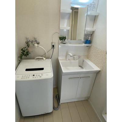 駐車場付き✨カーポート2台付！WIFIあり追分駅徒歩１分♪コンビニ・スーパー目の前！　すむだすセブンの物件写真4