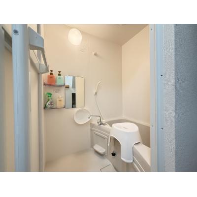 京橋レトロステイ　★【京橋駅近・京阪モール徒歩圏内・Wi-Fi無料・PCデスクチェア・ダブルベッド・シングルベッド・温水洗浄便座完備】★の物件写真6