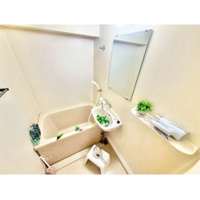 【三重県四日市市/近鉄四日市駅/無料Wi-Fi/バストイレ別/エレベーター/自転車駐輪可能】オーク斉藤  ファミマンの物件写真2