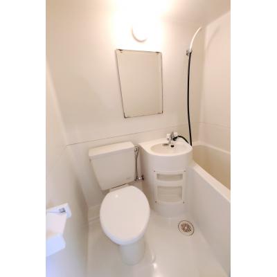 【J’sマンスリー千歳船橋 301】即入居可🌟厚さ20㎝高密度ポケットコイルマットレス使用！駅徒歩6分、新宿駅や都心エリアへのアクセス良好☆【インターネット無料】の物件写真4