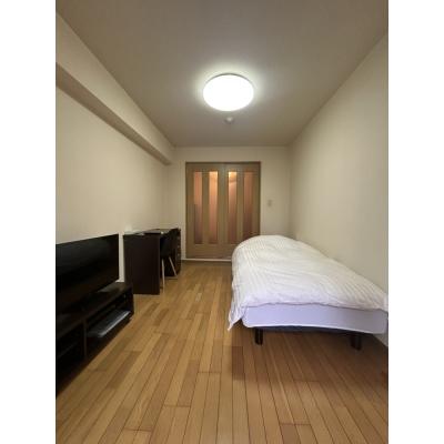 今だけ割【法人契約可、即時入居可】EC新大阪1【１ＤＫタイプ】【ペット飼育相談可・ＮＥＴ無料・３２型ＴＶ・オートロック】の物件写真2