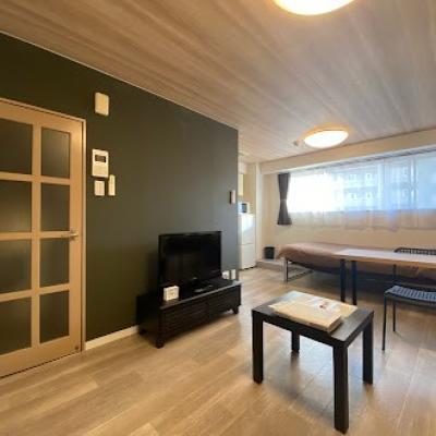 マンスリーマンション本町Ⅰ【シモンズマットレス採用でホテルのような寝心地、インターネット無料・追加料金なし、オートロック付きで安心、宅配ボックスが便利】の物件写真2