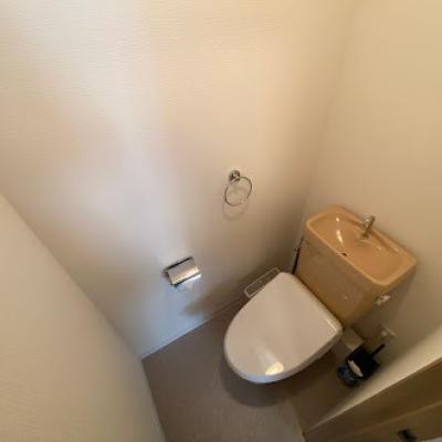 マンスリーマンション本町Ⅰ【シモンズマットレス採用でホテルのような寝心地、インターネット無料・追加料金なし、オートロック付きで安心、宅配ボックスが便利】の物件写真6