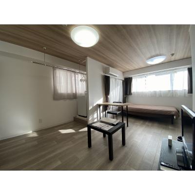 マンスリーマンション本町Ⅰ【シモンズマットレス採用でホテルのような寝心地、インターネット無料・追加料金なし、オートロック付きで安心、宅配ボックスが便利】の物件写真2