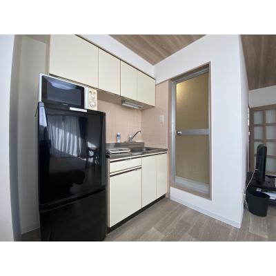 マンスリーマンション本町Ⅰ【シモンズマットレス採用でホテルのような寝心地、インターネット無料・追加料金なし、オートロック付きで安心、宅配ボックスが便利】の物件写真4