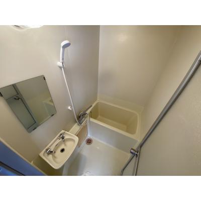 マンスリーマンション本町Ⅰ【シモンズマットレス採用でホテルのような寝心地、インターネット無料・追加料金なし、オートロック付きで安心、宅配ボックスが便利】の物件写真5
