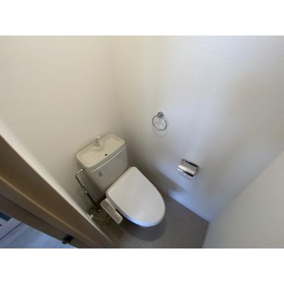 マンスリーマンション本町Ⅰ【シモンズマットレス採用でホテルのような寝心地、インターネット無料・追加料金なし、オートロック付きで安心、宅配ボックスが便利】の物件写真6