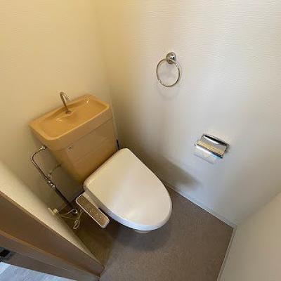 マンスリーマンション本町Ⅰ【シモンズマットレス採用でホテルのような寝心地、インターネット無料・追加料金なし、オートロック付きで安心、宅配ボックスが便利】の物件写真6