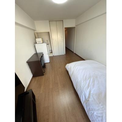 今だけ割引【今宮戎・恵美須町・大国町・新今宮】LM難波南第2【オートロック、宅配ボックス、43型TV・セミダブルベッド・縦型洗濯機を設置】の物件写真4