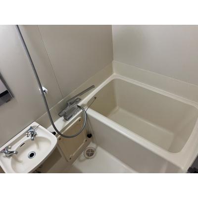 マンスリーマンション本町Ⅰ【シモンズマットレス採用でホテルのような寝心地、インターネット無料・追加料金なし、オートロック付きで安心、宅配ボックスが便利】の物件写真5