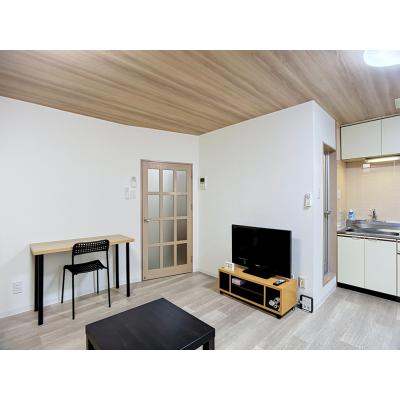 マンスリーマンション本町Ⅰ【シモンズマットレス採用でホテルのような寝心地、インターネット無料・追加料金なし、オートロック付きで安心、宅配ボックスが便利】の物件写真3