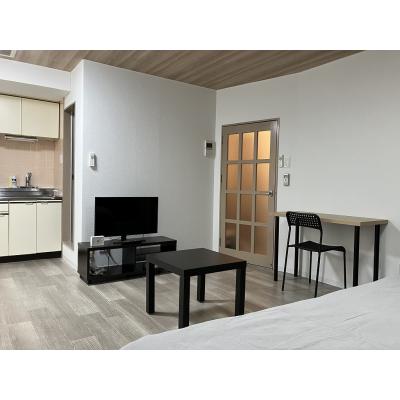マンスリーマンション本町Ⅰ【シモンズマットレス採用でホテルのような寝心地、インターネット無料・追加料金なし、オートロック付きで安心、宅配ボックスが便利】の物件写真3
