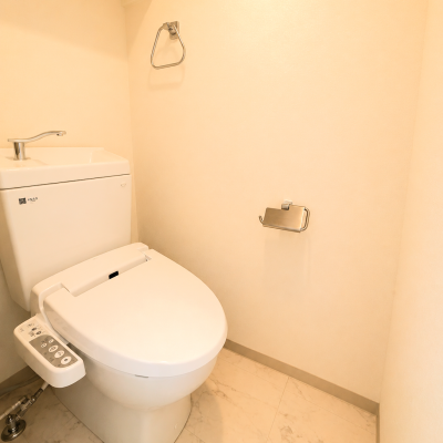 【J’sコート三軒茶屋 201】6月10日～入居可🌟厚さ25㎝超高密度ポケットコイルマットレス使用！三軒茶屋駅徒歩5分！渋谷駅まで乗り換えなしで4分！築浅マンション☆【インターネット無料】の物件写真4