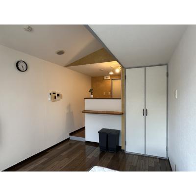 apartment 〒600-8490　京都府京都市下京区立中町508 中川フジカメラビル　5階