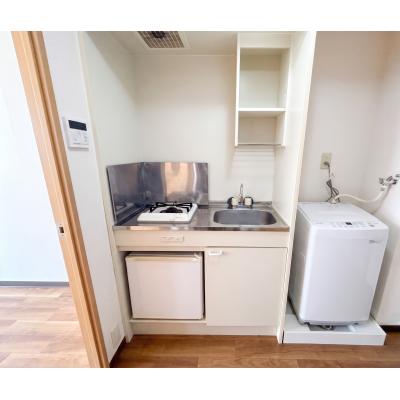 コスパだけじゃない“快適さ重視”マンスリータウン【熊谷駅より徒歩6分】【無料Wi-Fiあり📶】熊谷宮前町A206の物件写真2