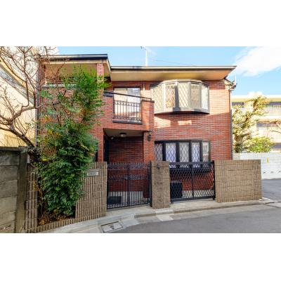 【戸建て貸切✨】Shibuya Urban Retreat 📌無料Wi-Fi／最大10名の広々快適／5~9月空き有の外観画像