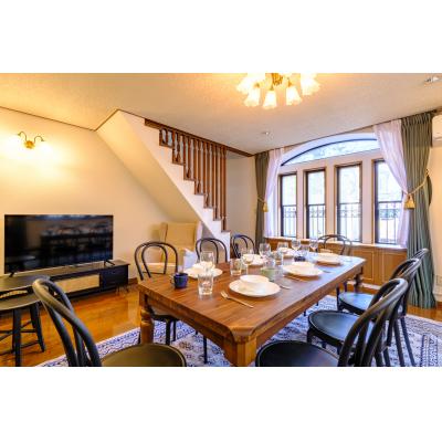 【戸建て貸切✨】Shibuya Urban Retreat 📌無料Wi-Fi／最大10名の広々快適／5~9月空き有の内観画像