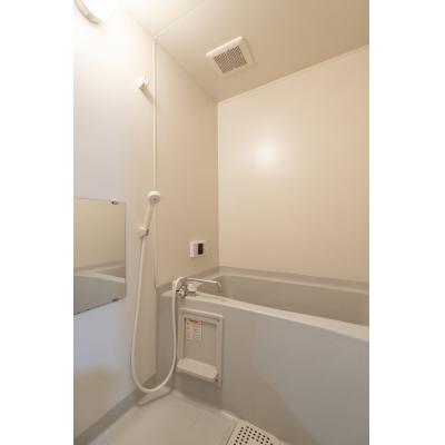 Wifi・家具家電・駐車場付き！THM4の物件写真3