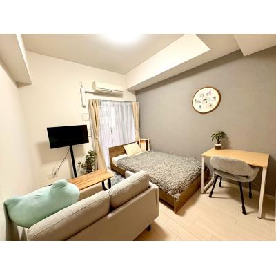  【新規オープン🌸特典あり⭐⭐】デスクもソファも標準装備♪ごゆっくりお過ごしできるお部屋🌟の物件写真3