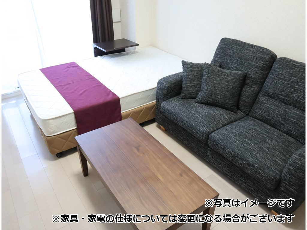 マンスリーリブマックス鷺沼SOUTH■『禁煙ルーム・1K・33平米・ローテーブル・ソファ』【1名入居限定】≪スタンダードシリーズ≫の物件写真1
